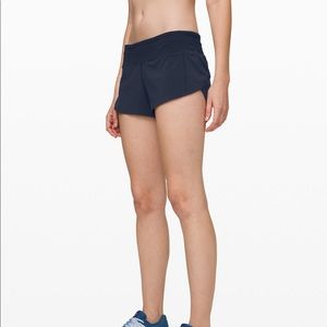 Lululemon Speedy Shorts 2.5” Sz 4 in Midnight Navy